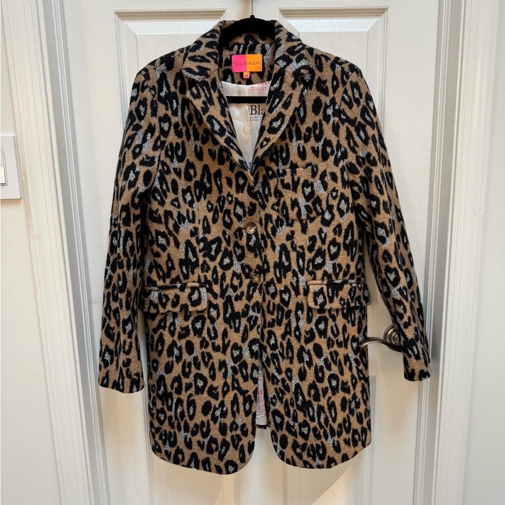 Vilagallo Leopard Print Blazer Size 44 or approximately a 10